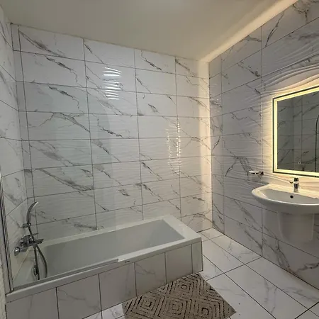 Your Base Near Nightlife * Gzira