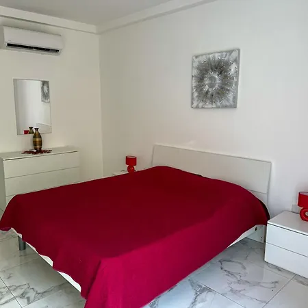 Your Base Near Nightlife Apartment Gzira
