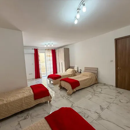 Apartment Your Base Near Nightlife Gzira