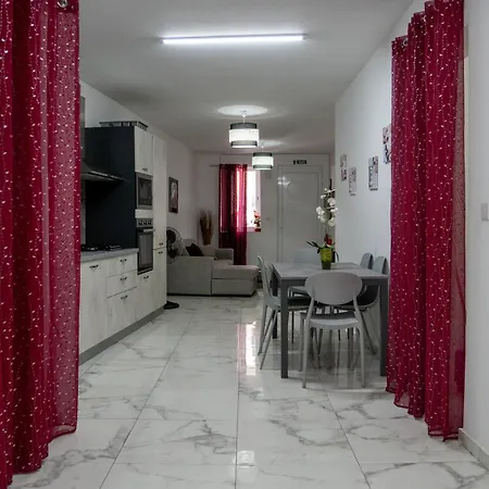 Your Base Near Nightlife * Gzira