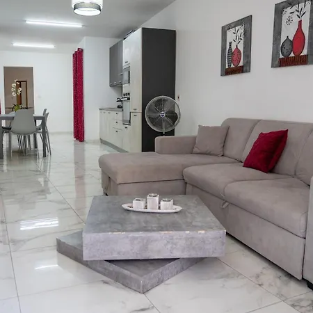 Apartment Your Base Near Nightlife Gzira
